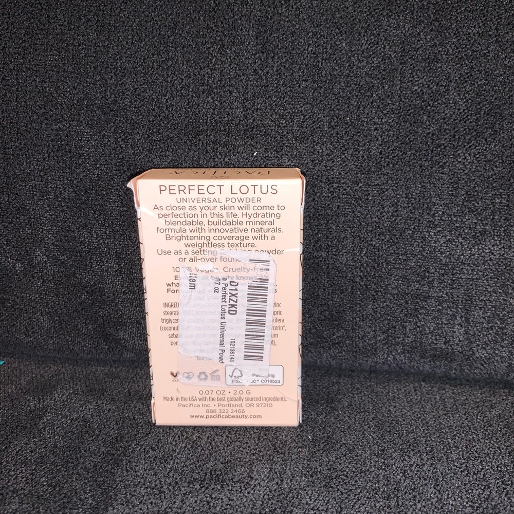 Pacifica Universal Powder - Picture 2 of 6